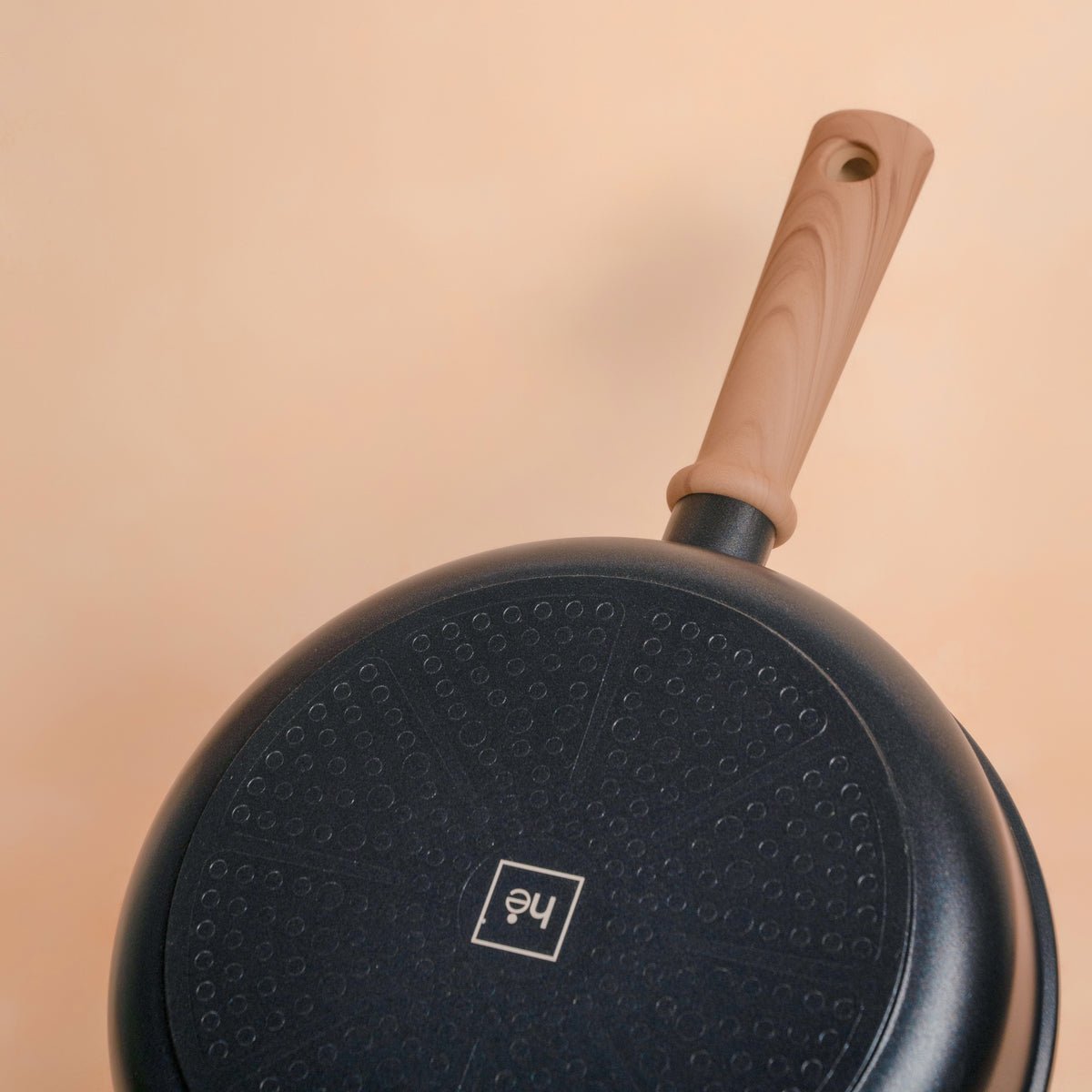 Non-Stick Titanium Fry Pan with Visual Lid (28 cm)