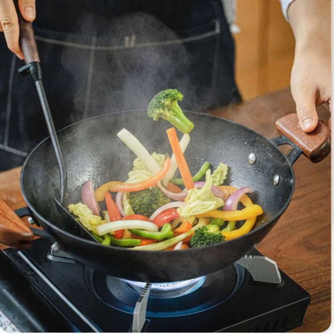 Double Handle Uncoated Iron Wok with Lid(32cm)